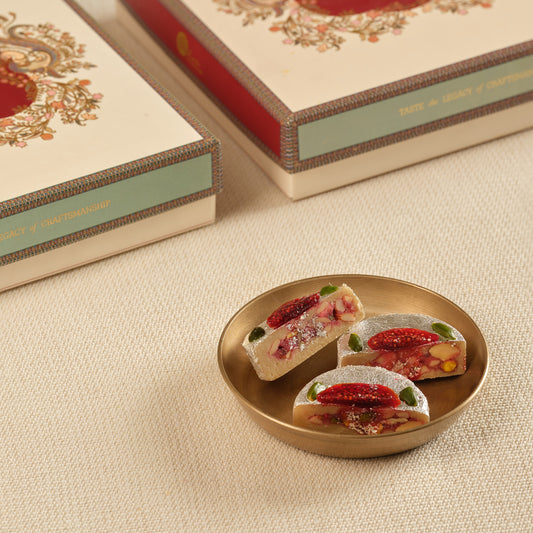Dadus Kaju Anjeer Sandwich cashew fig sweet