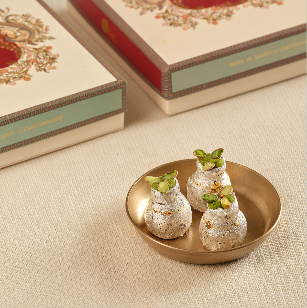 Dadus Kaju Pista Surai cashew pistachio sweet