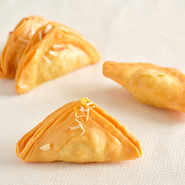 Sindhi Gujiya