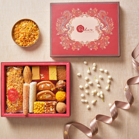 South Indian Assorted SWEET ВОХ 2 (640 gms)